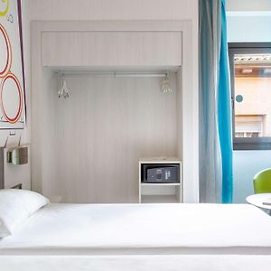 Camera con letto queen size
